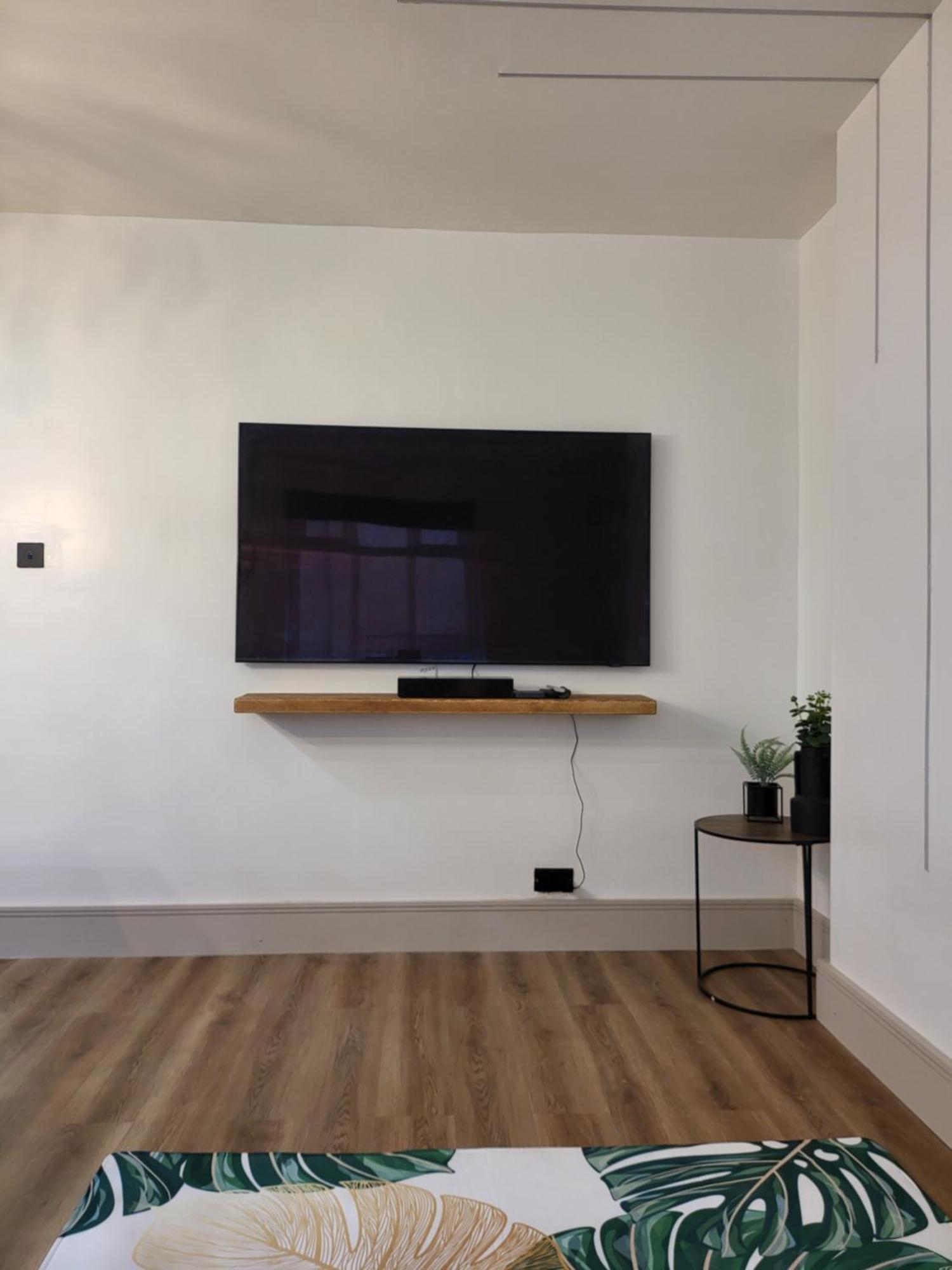 Country Style Modern Self Catering 3 Bedroom Bungalow In Blackpool Extérieur photo